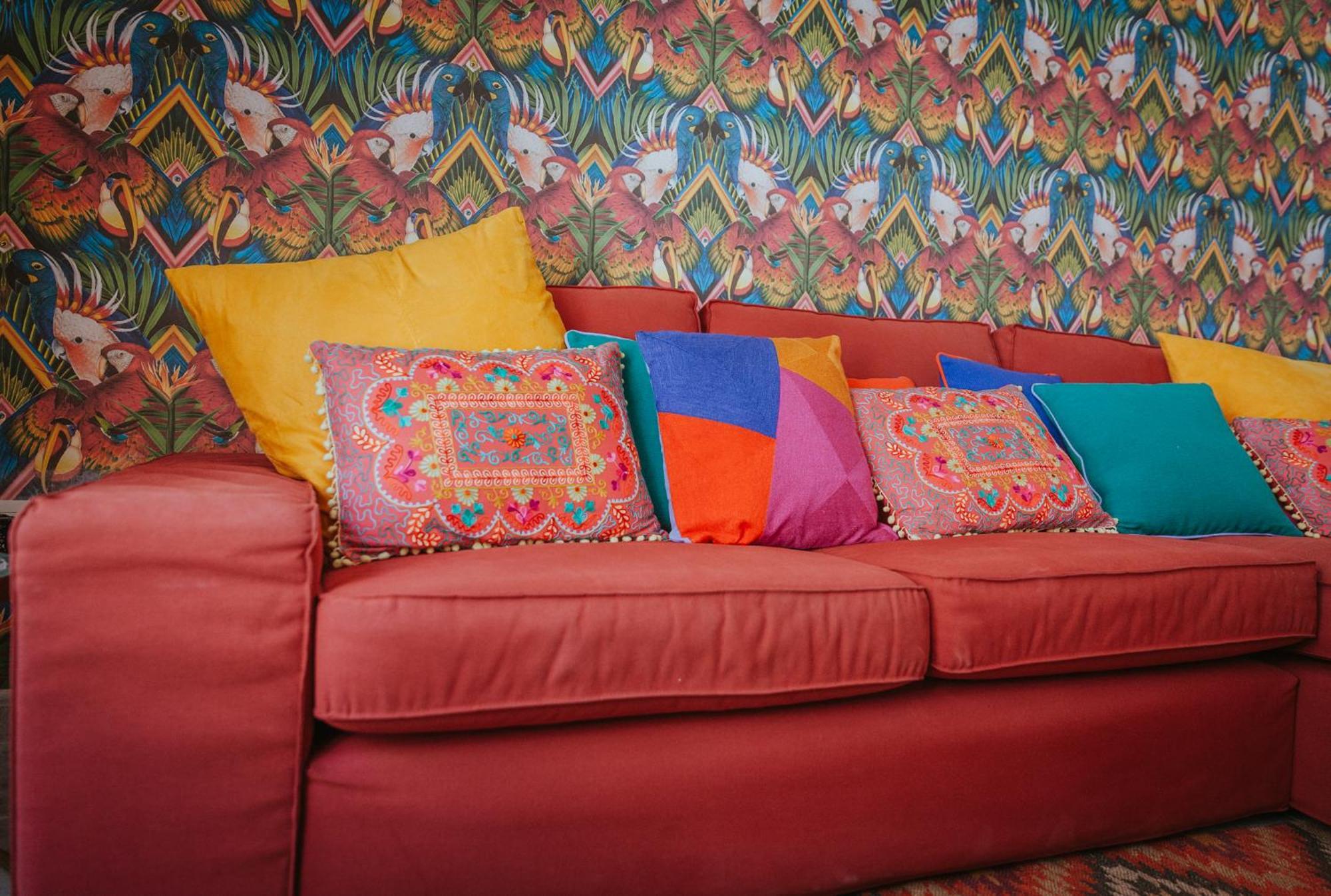 Las Flores Apartments เนร์คา ภายนอก รูปภาพ